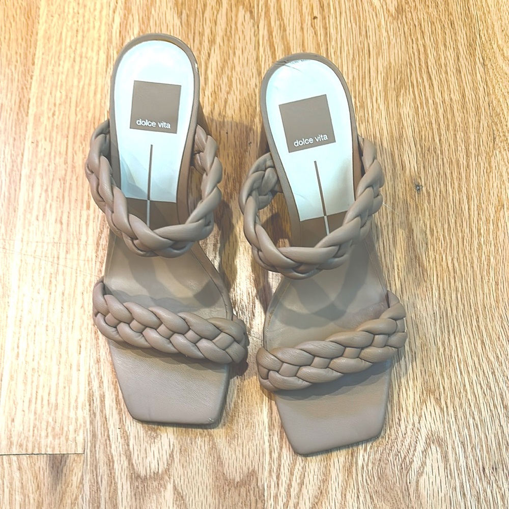Dolce Vita - Paily Braided Sandal Sz 8.0 true to size